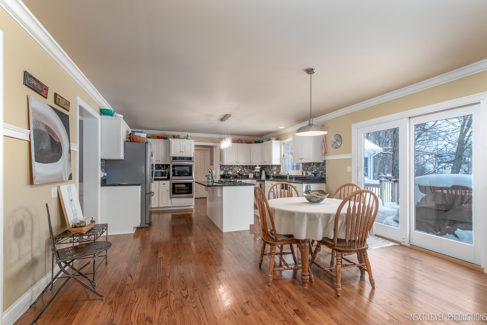 39W184 Woodgate Road St. Charles, IL 60175 - Photo 12 of 30