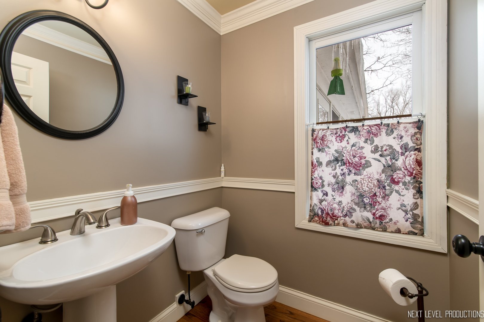 39W184 Woodgate Road St. Charles, IL 60175 - Photo 17 of 30