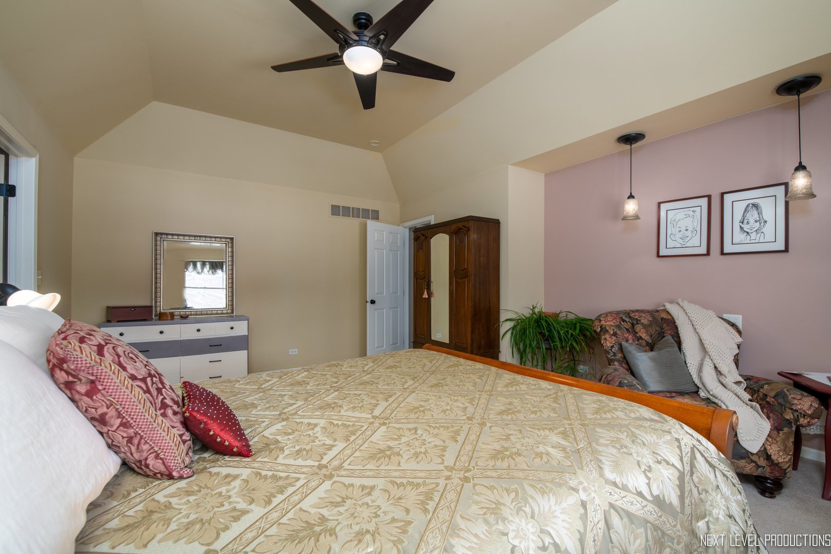 39W184 Woodgate Road St. Charles, IL 60175 - Photo 20 of 30