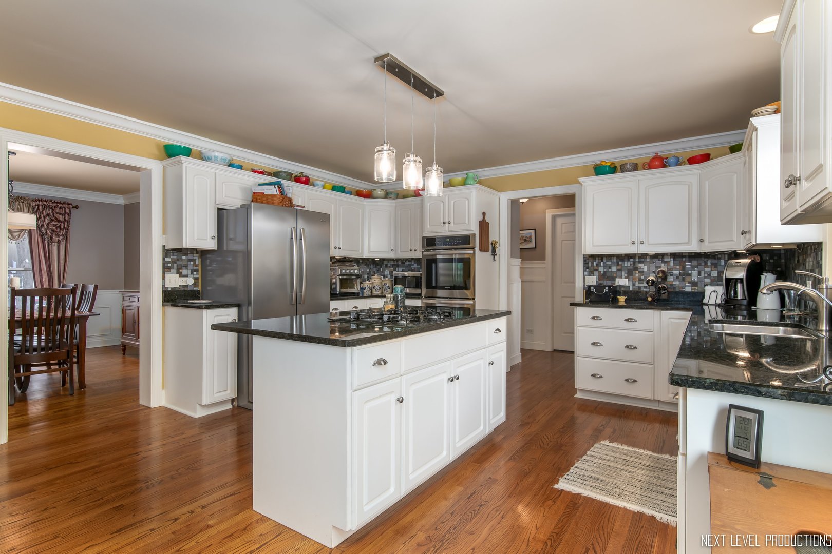 39W184 Woodgate Road St. Charles, IL 60175 - Photo 10 of 30