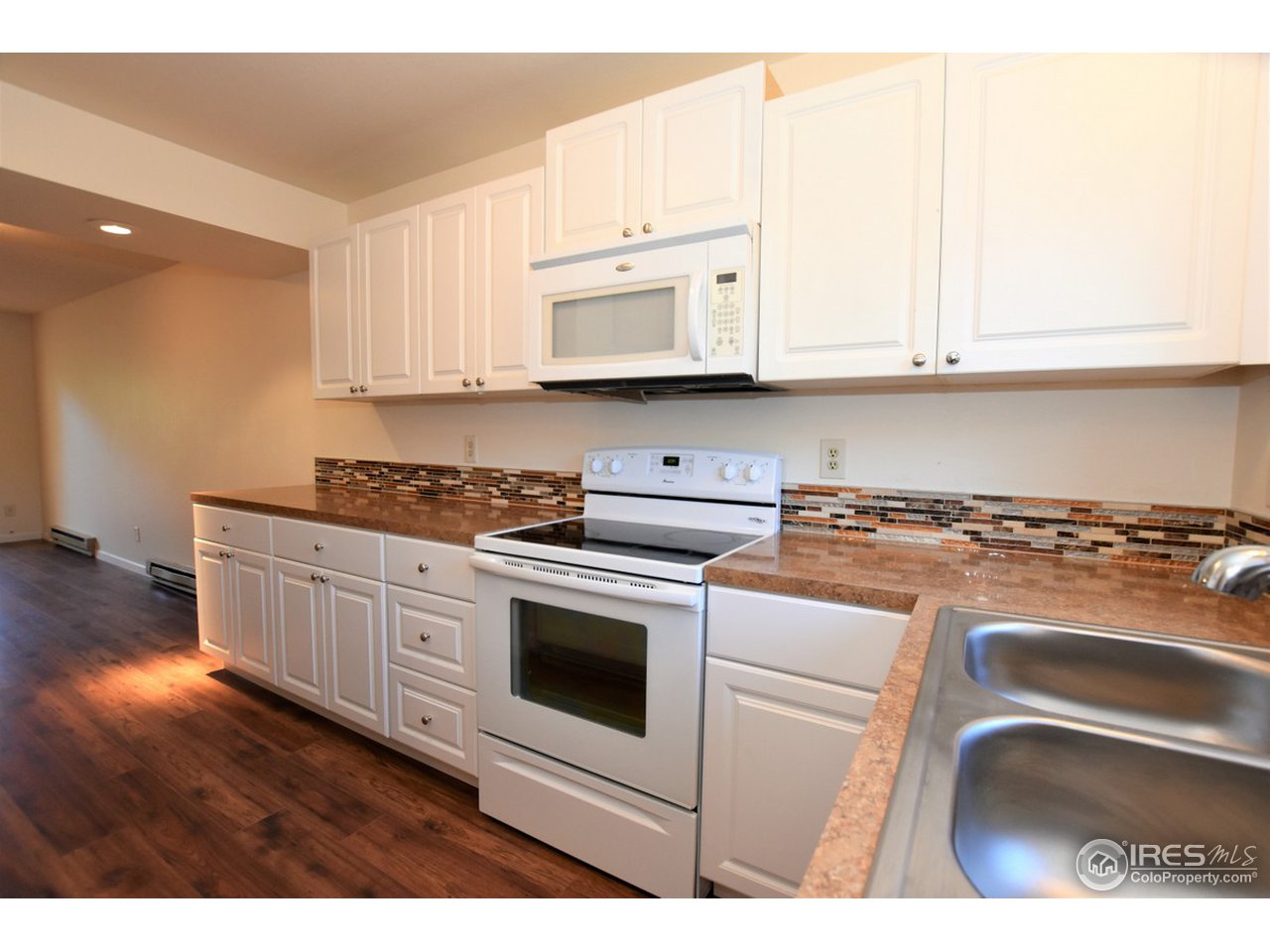 1440 Edora Road, Unit 15 Fort Collins, CO 80525 - Photo 13 of 25 light and bright