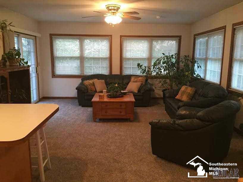 2587 North Raisinville Road Monroe, MI 48162 - Photo 2 of 32 Main Floor Family Room