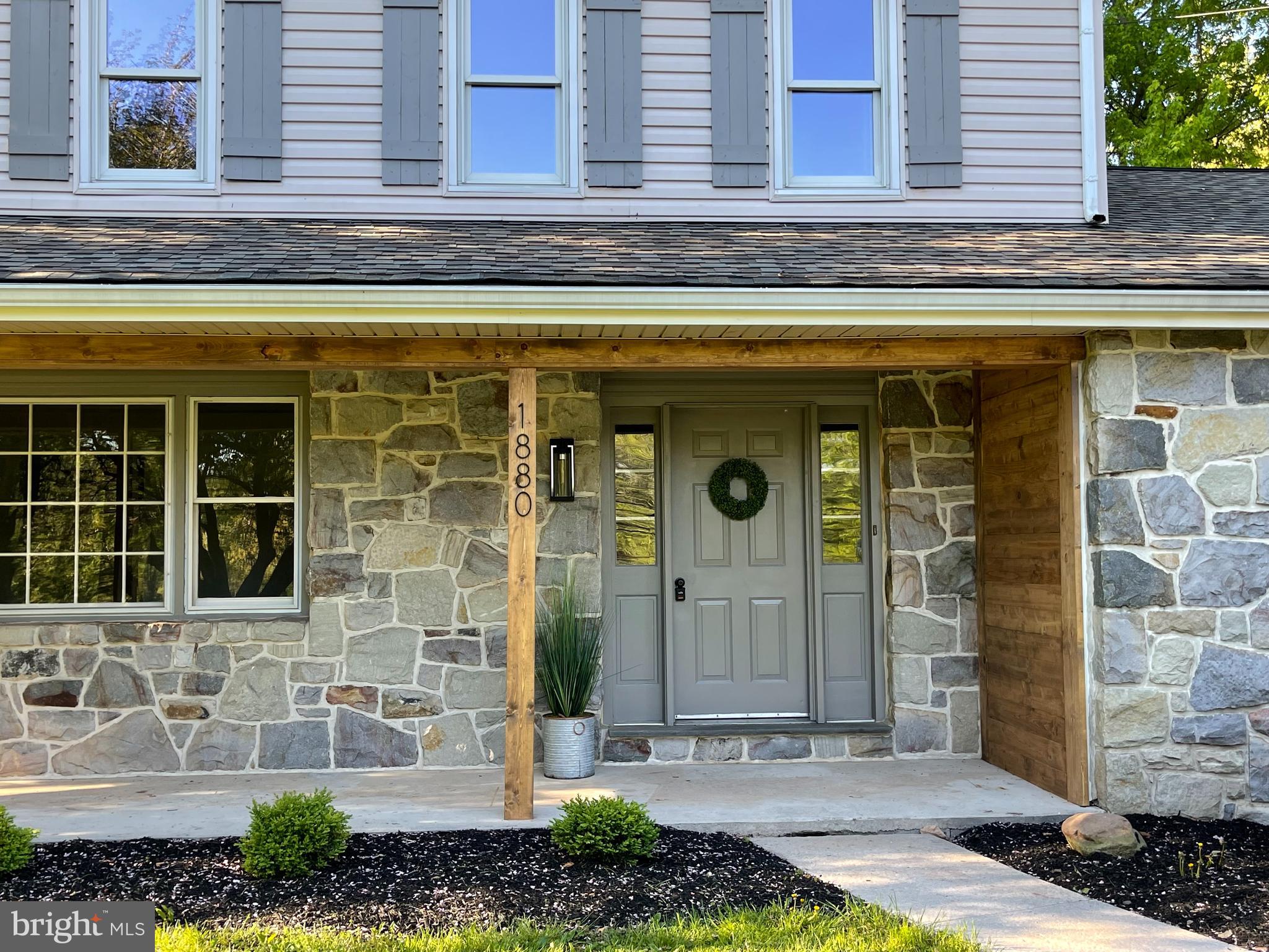 1880 Temple Road Pottstown, PA 19465 - Photo 4 of 25 Porch/Entrance