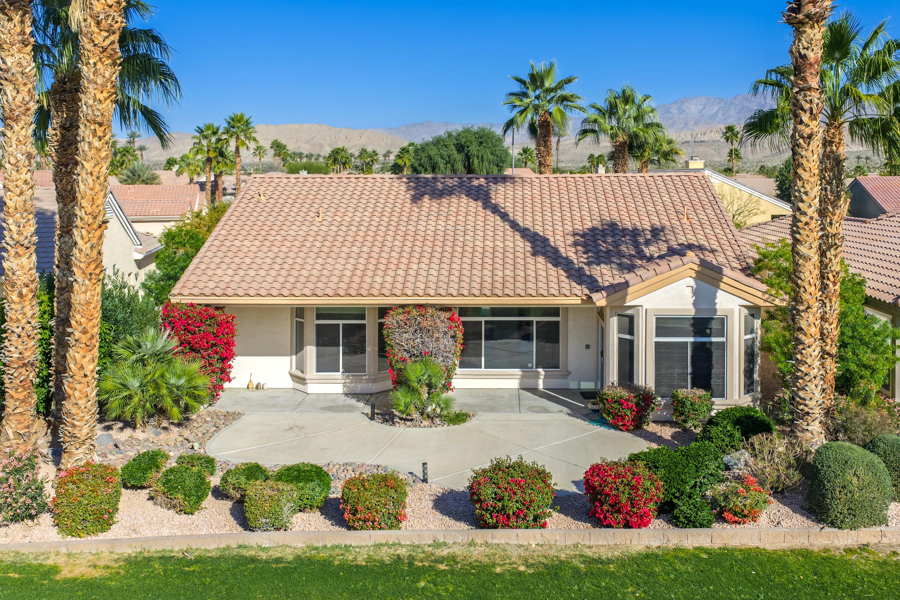 35440 Moorbrook Road Palm Desert, CA 92211 - Photo 4 of 14 Photo-5