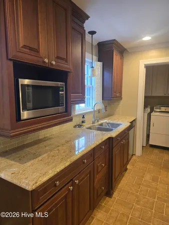 $359,900 | 701 South Broad Street, Robersonville, NC 27871