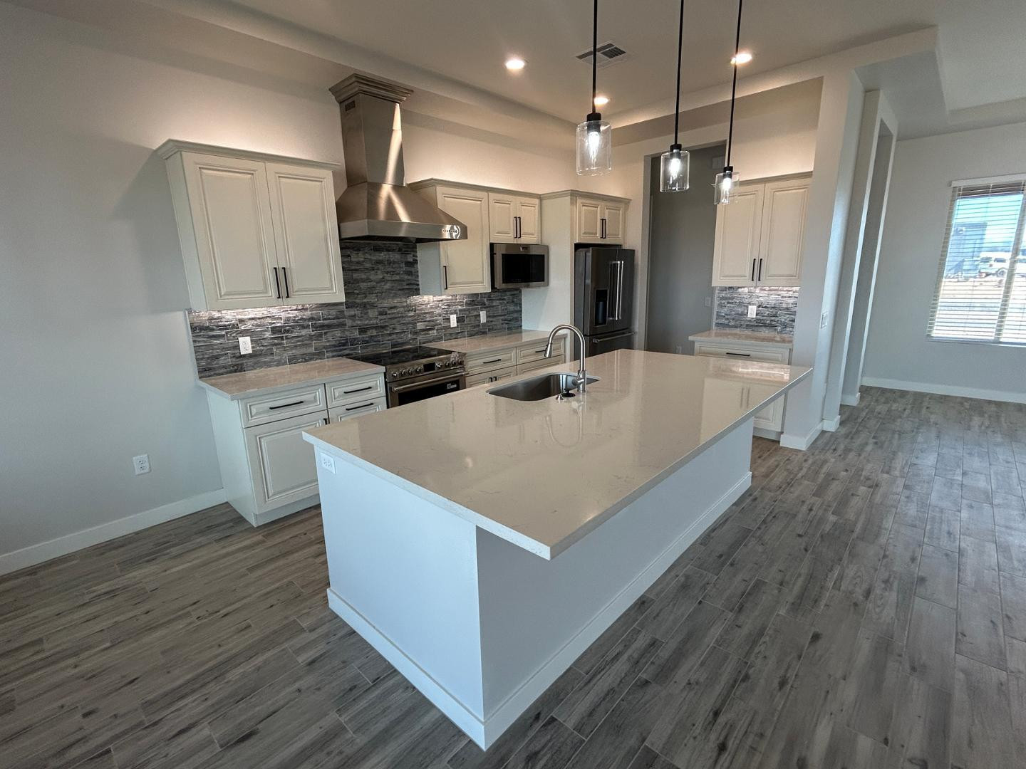 23175 West Skinner Road Wittmann, AZ 85361 - Photo 6 of 19 Photo #6