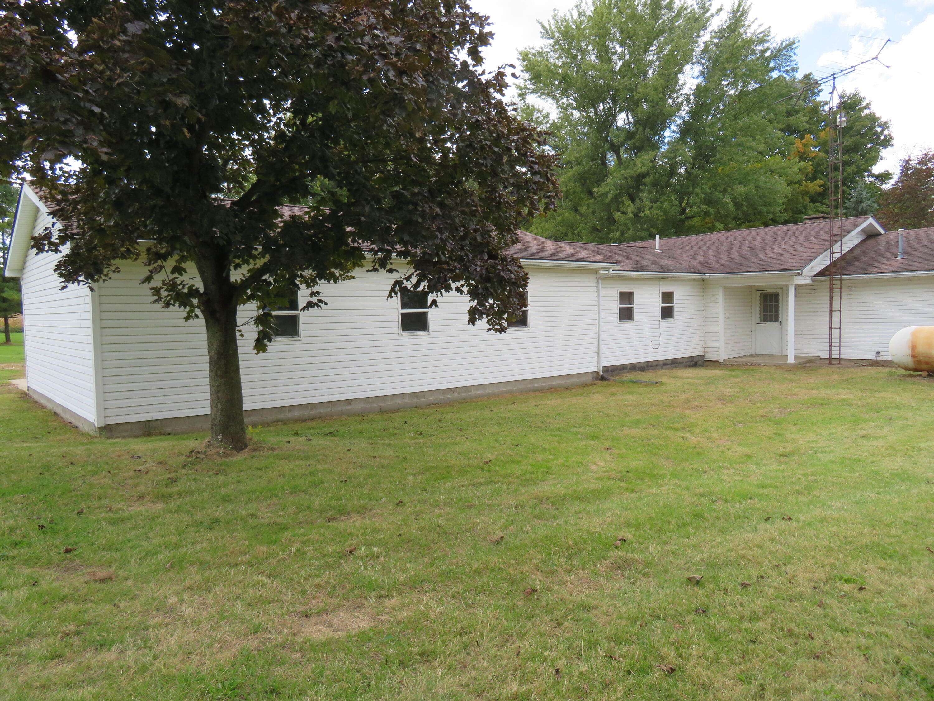 6145 Kiser Lake Road Conover, OH 45317 - Photo 7 of 27