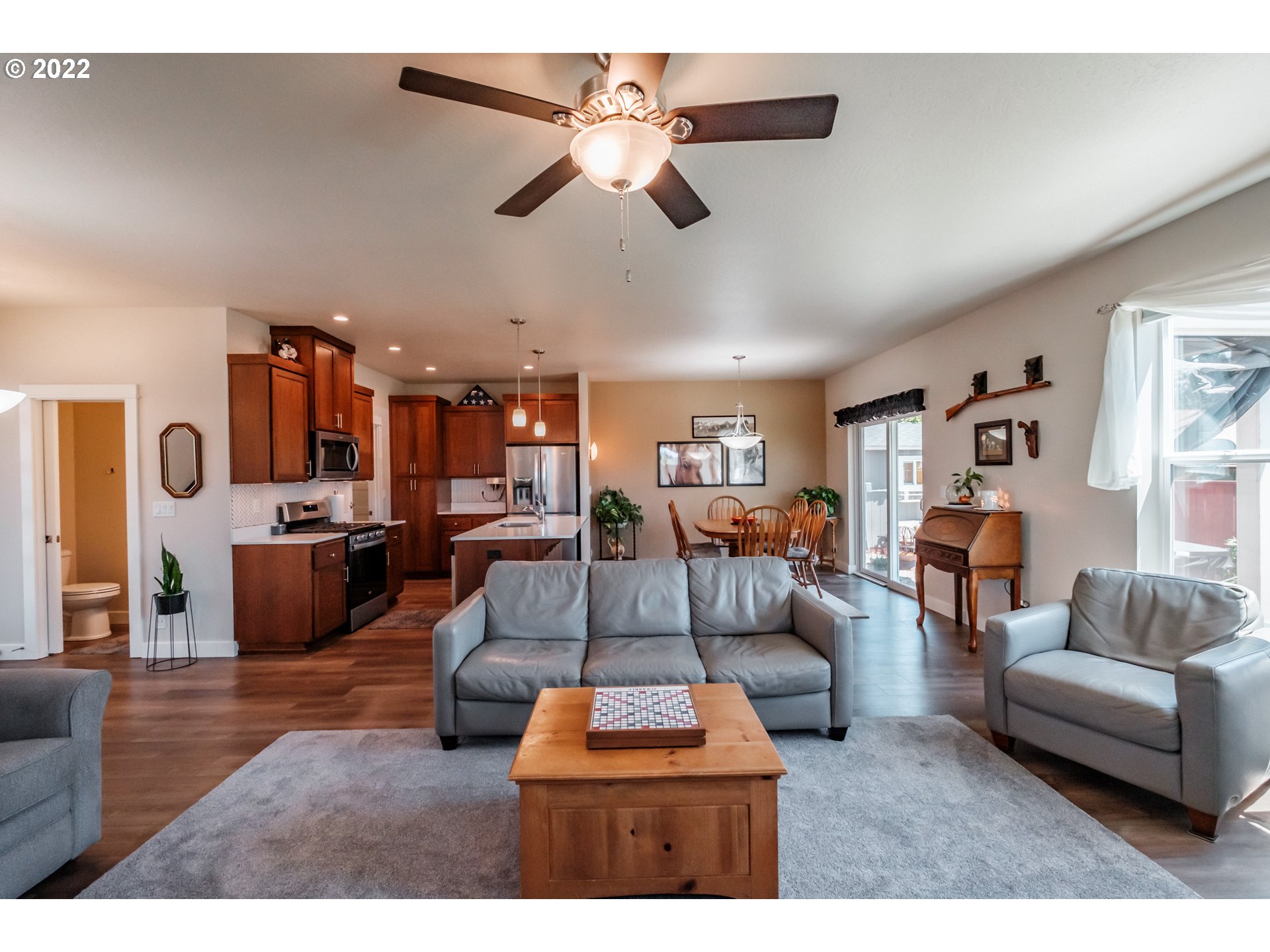4211 Horace Street Springfield, OR 97478 - Photo 10 of 32 Gallery Image 10