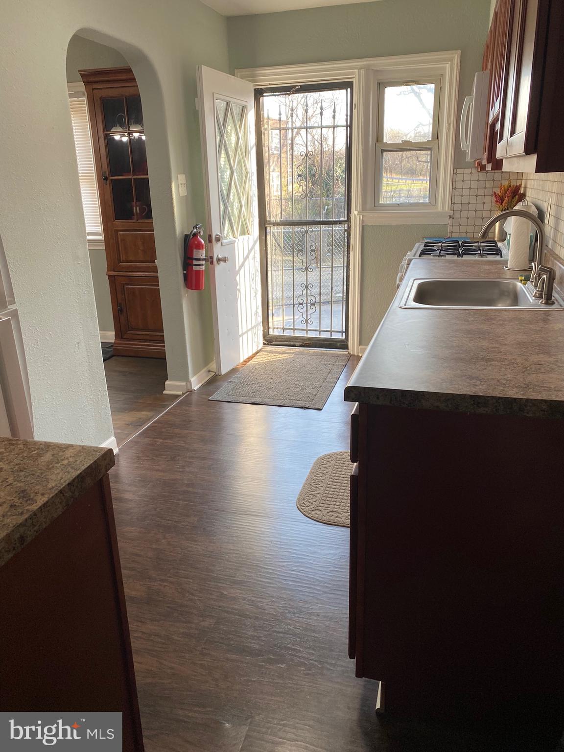 367 Raritan Street Camden, NJ 08105 - Photo 8 of 19 Gallery Image 8
