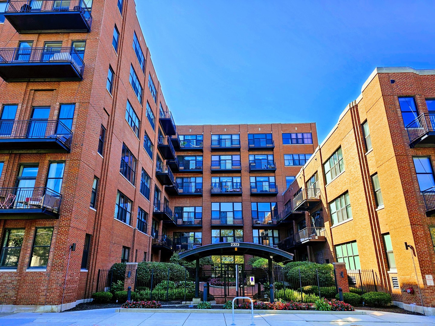 2323 West Pershing Road, Unit 616 Chicago, IL 60609 - Photo 1 of 30 Gallery Image 1