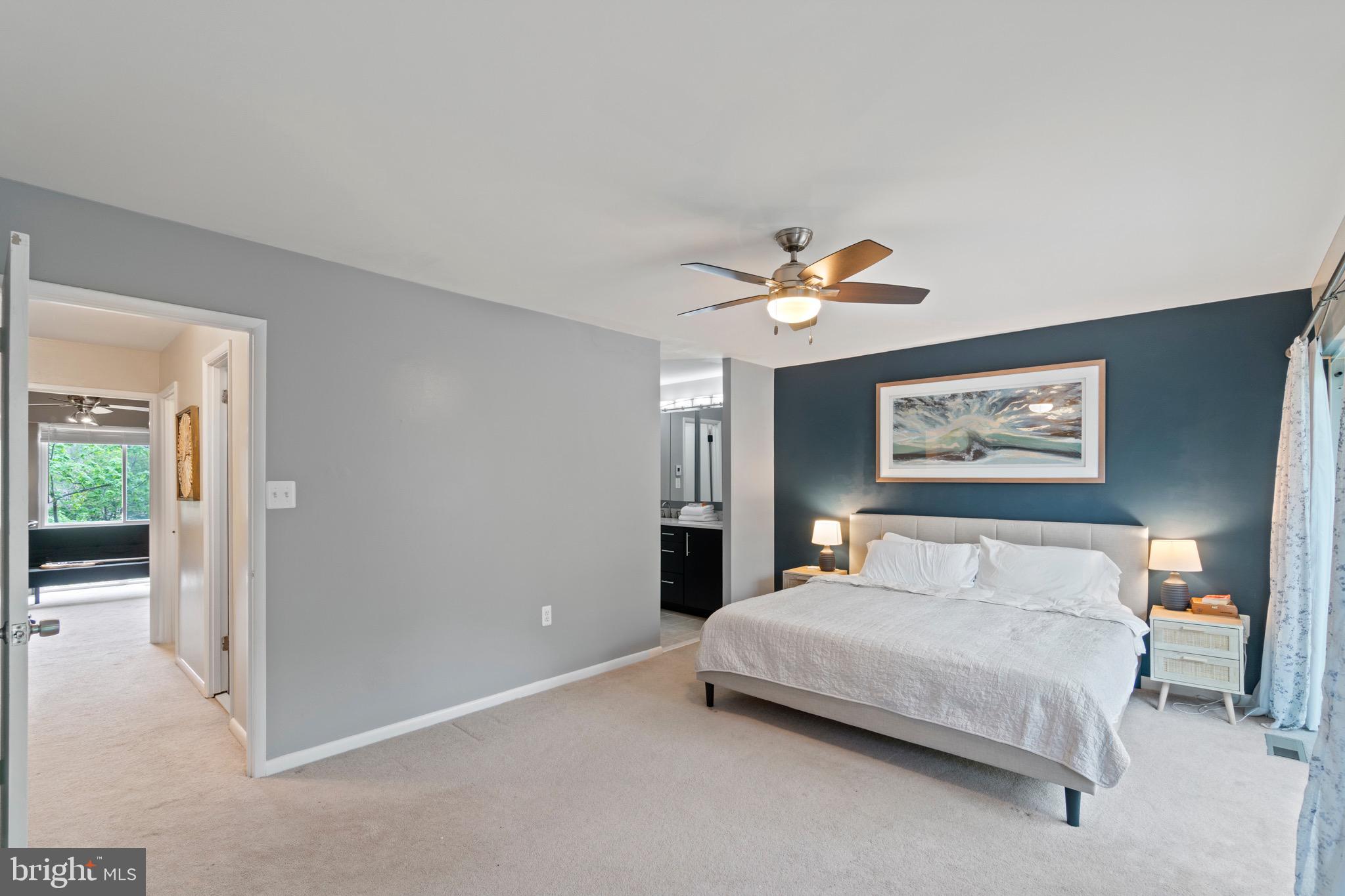 11608 Windbluff Court, Unit 7B2 Reston, VA 20191 - Photo 21 of 39 Primary bedroom