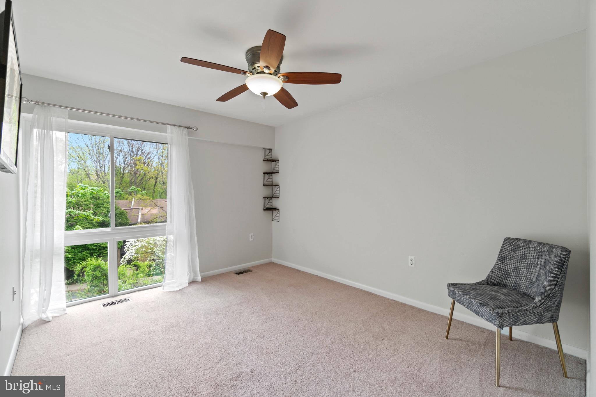 11608 Windbluff Court, Unit 7B2 Reston, VA 20191 - Photo 26 of 39 Bedroom