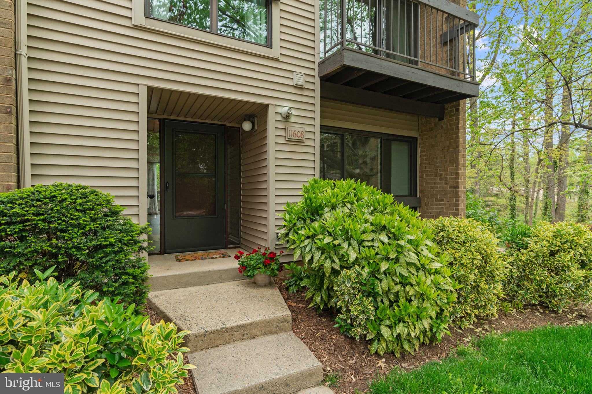 11608 Windbluff Court, Unit 7B2 Reston, VA 20191 - Photo 3 of 39 Exterior Front