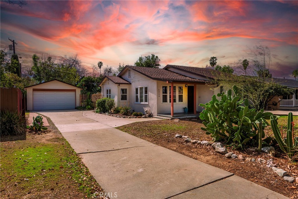 4660 Cover Street Riverside, CA 92506 - Photo 5 of 45 a view of a house with a patio