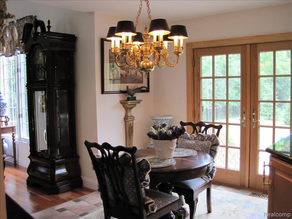 19926 Meridian Road Grosse Ile, MI 48138 - Photo 13 of 19 IMG_2874