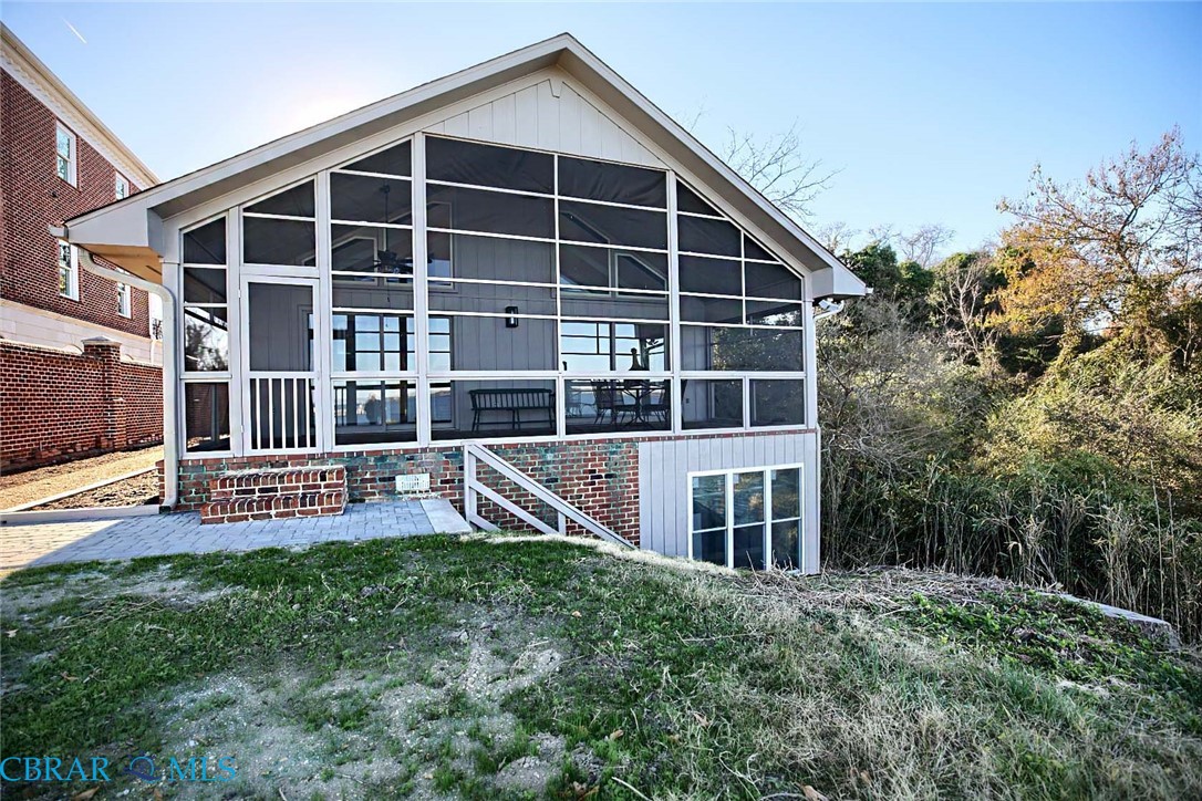 222 Nelson Road Yorktown, VA 23690 - Photo 2 of 48 Gallery Image 2