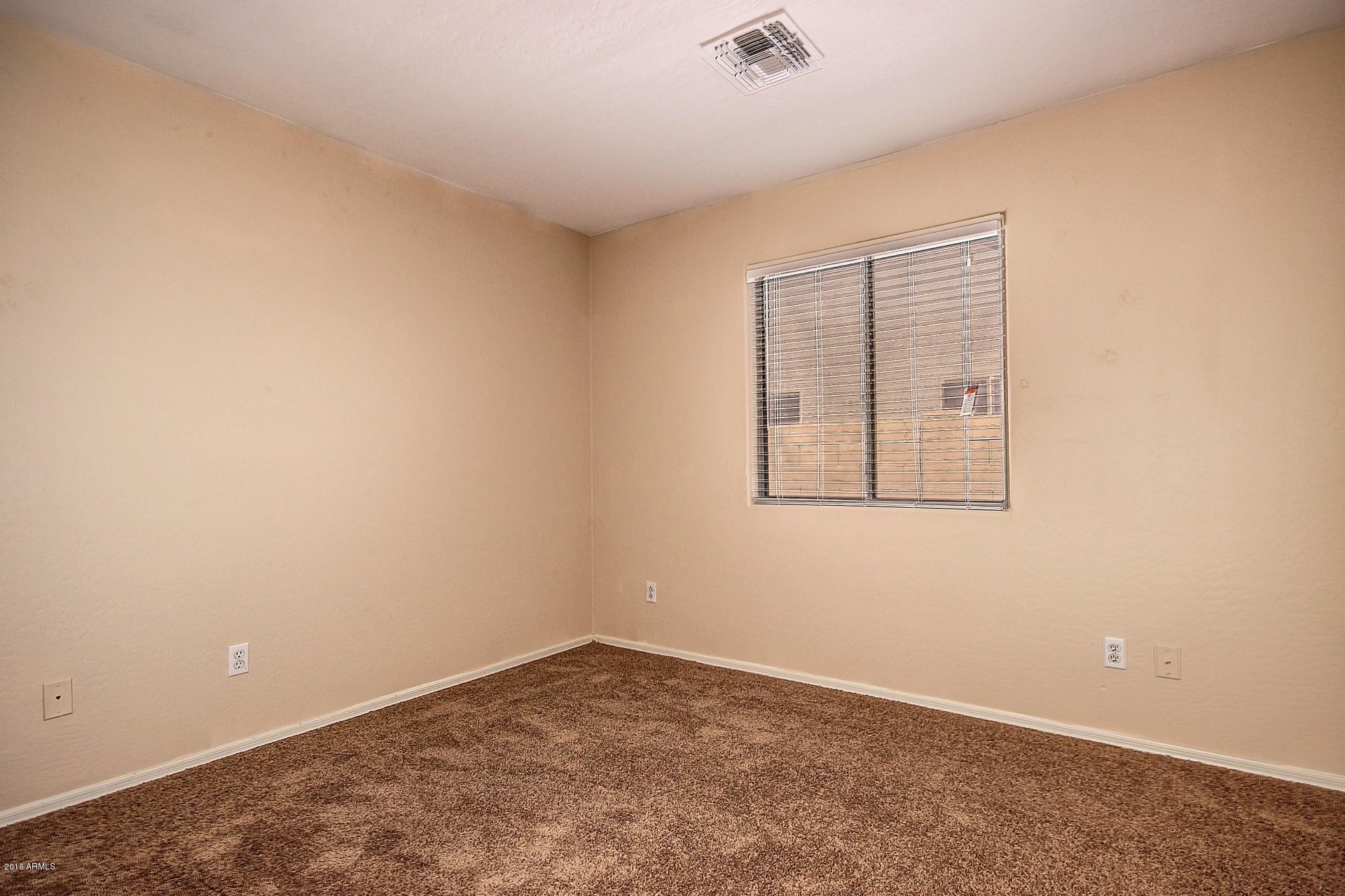 2332 West Carson Road Phoenix, AZ 85041 - Photo 20 of 27 0020-Carson (20)