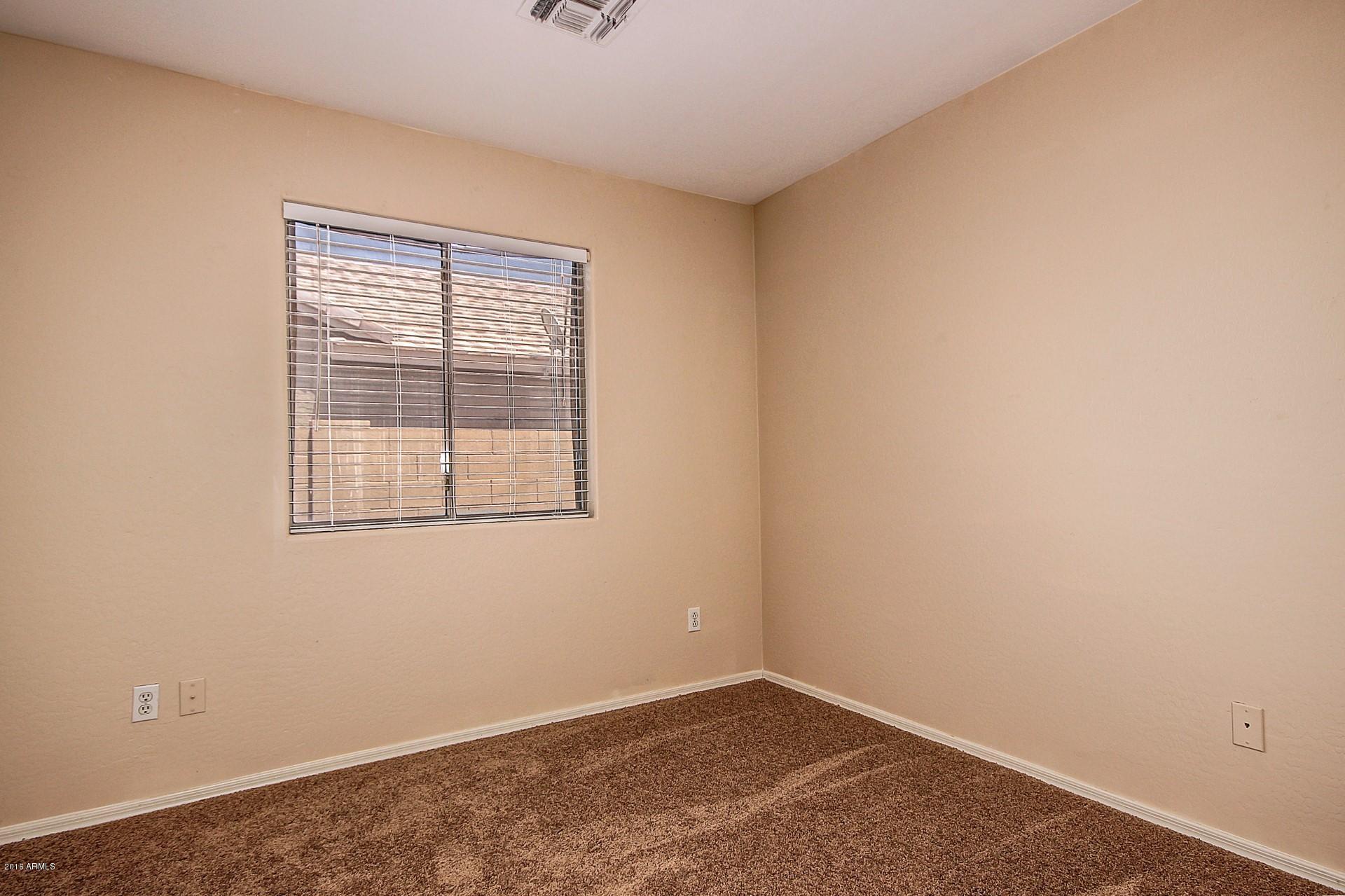 2332 West Carson Road Phoenix, AZ 85041 - Photo 21 of 27 0021-Carson (21)