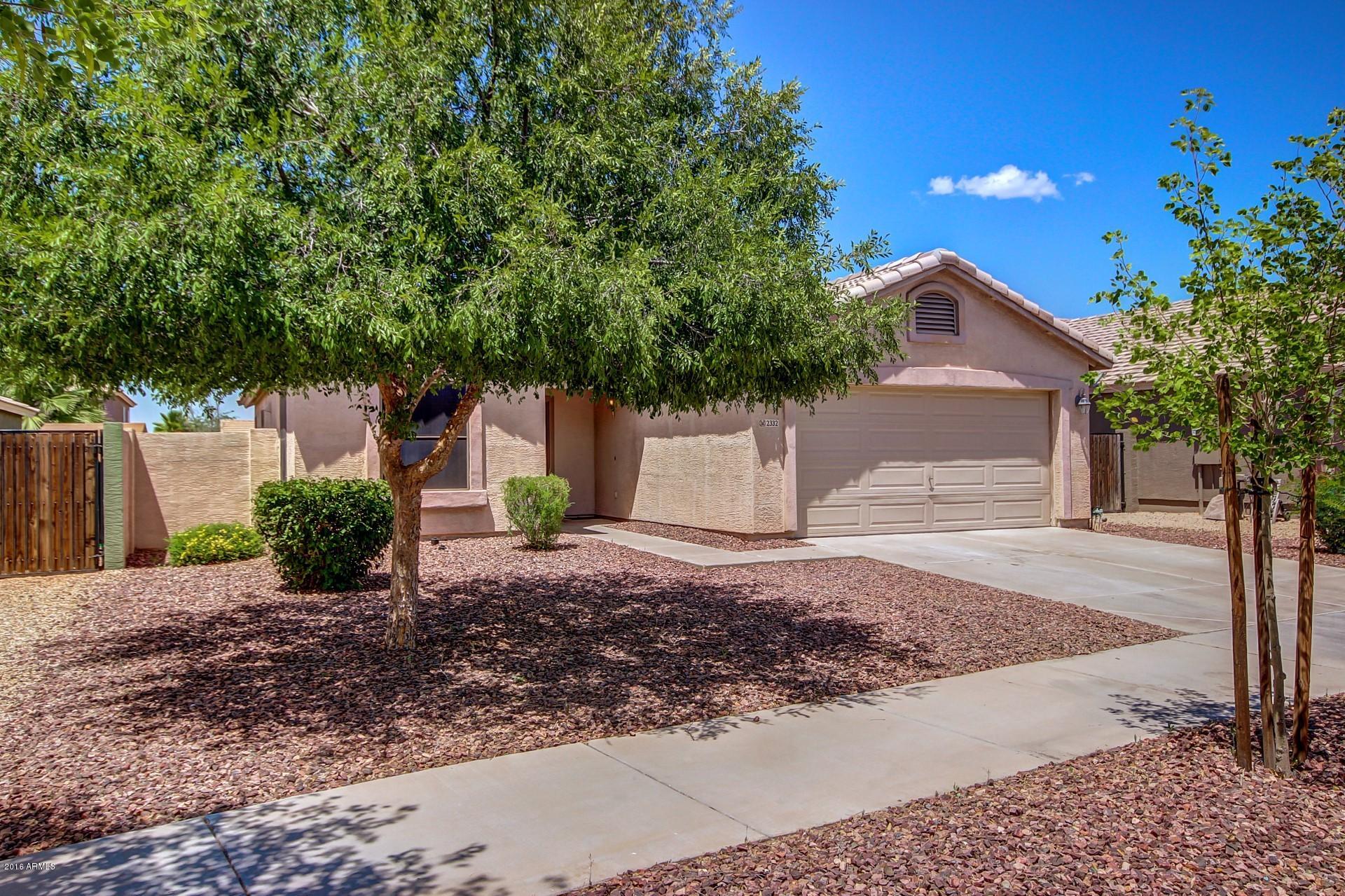 2332 West Carson Road Phoenix, AZ 85041 - Photo 3 of 27 0003-Carson (3)