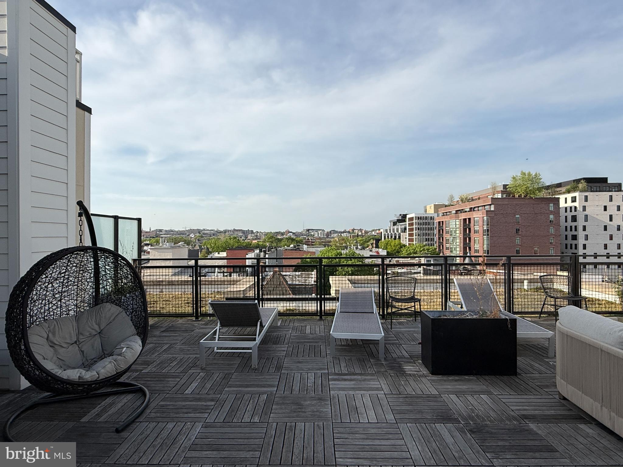 1250 9th Street Northwest, Unit 413 Washington, DC 20001 - Photo 17 of 18