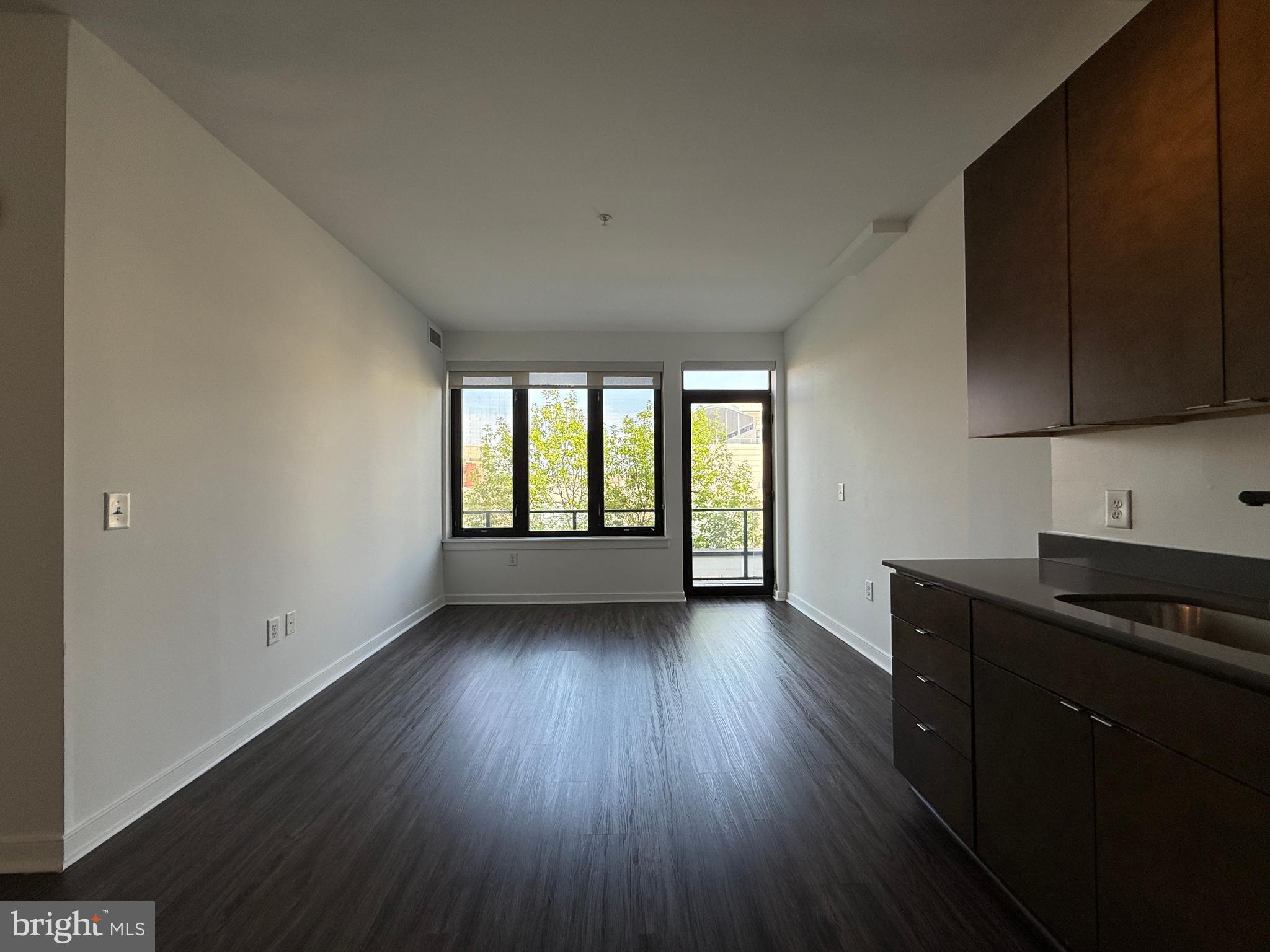 1250 9th Street Northwest, Unit 413 Washington, DC 20001 - Photo 3 of 18