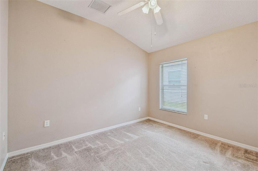 34828 Prairie Ridge Way Zephyrhills, FL 33541 - Photo 13 of 34 Gallery Image 13