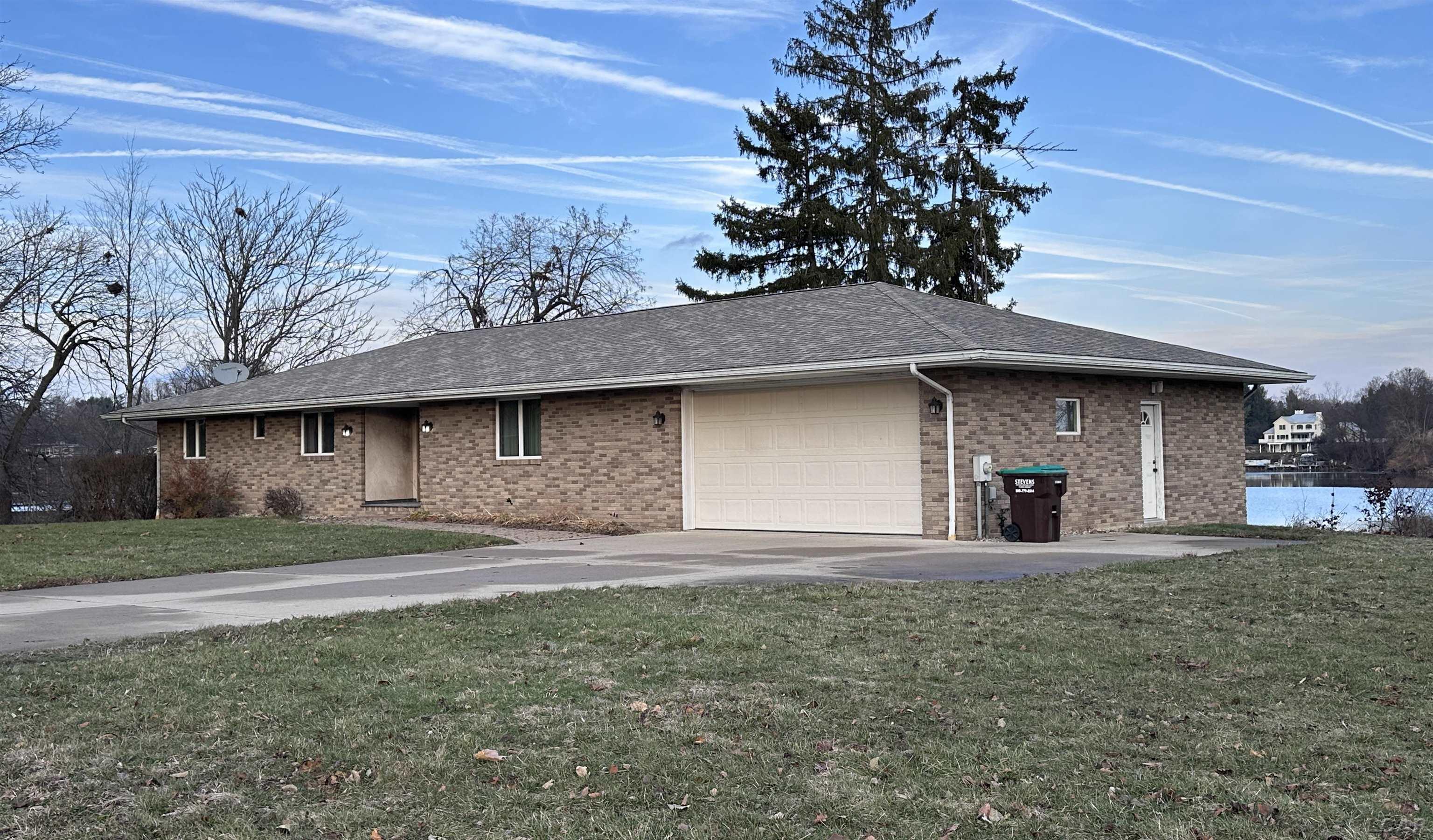 2075 Ballenberger Road Adrian, MI 49221 - Photo 1 of 40 50162838-c3e723d6-a723-4ad7-bb2b-d4f523e5f844.JPG