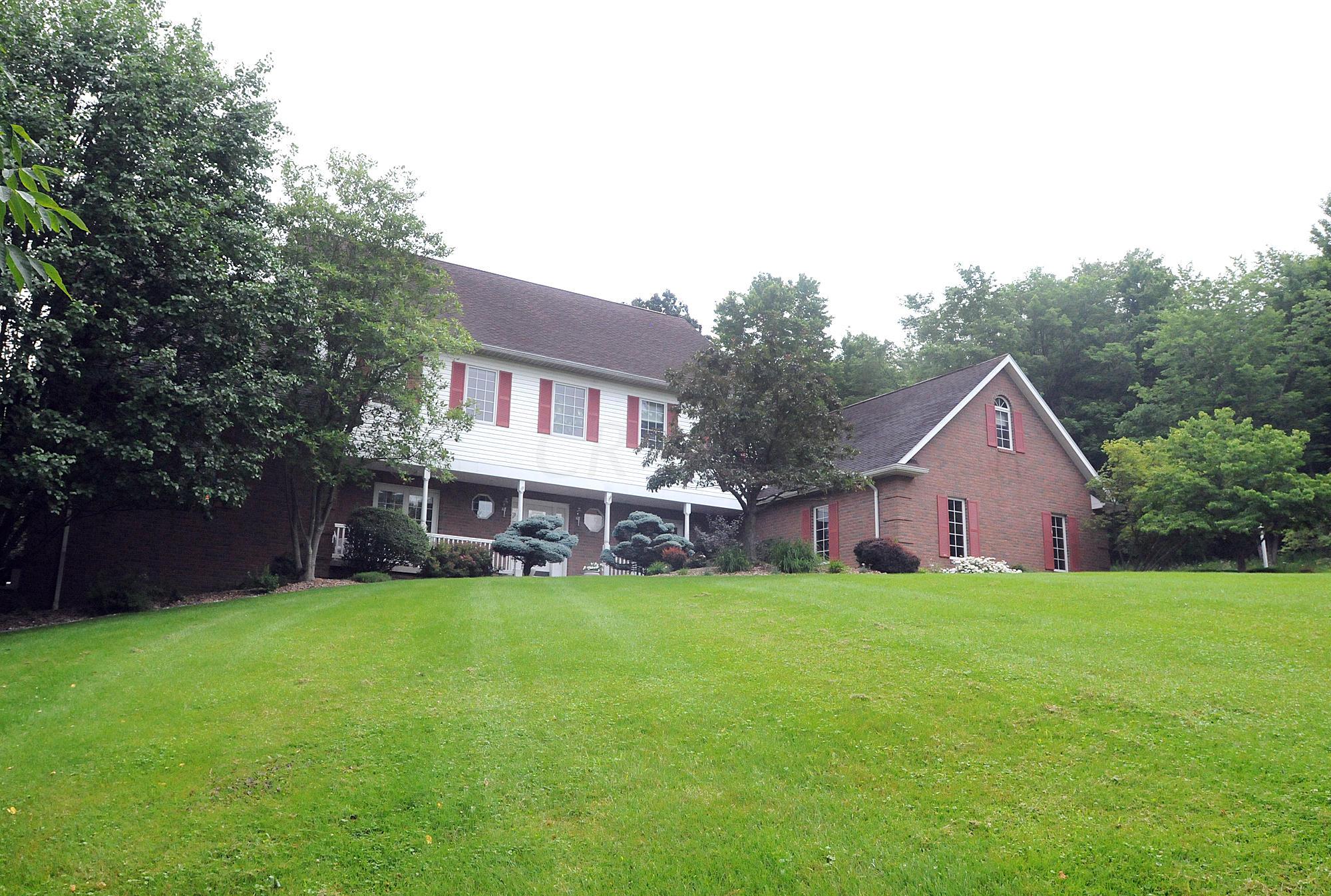8896 Cedar Hills Road Cambridge, OH 43725 - Photo 4 of 65