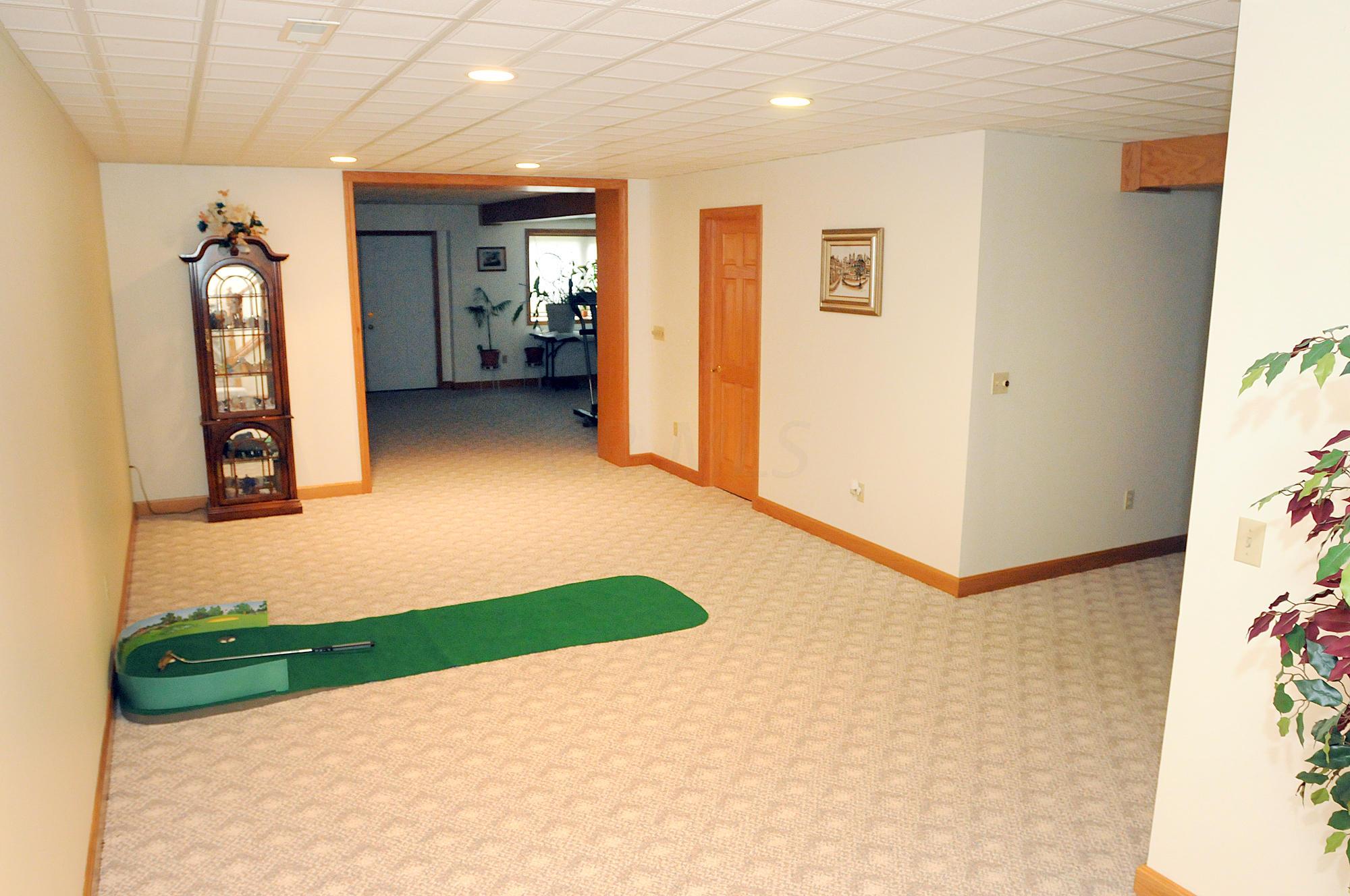 8896 Cedar Hills Road Cambridge, OH 43725 - Photo 43 of 65