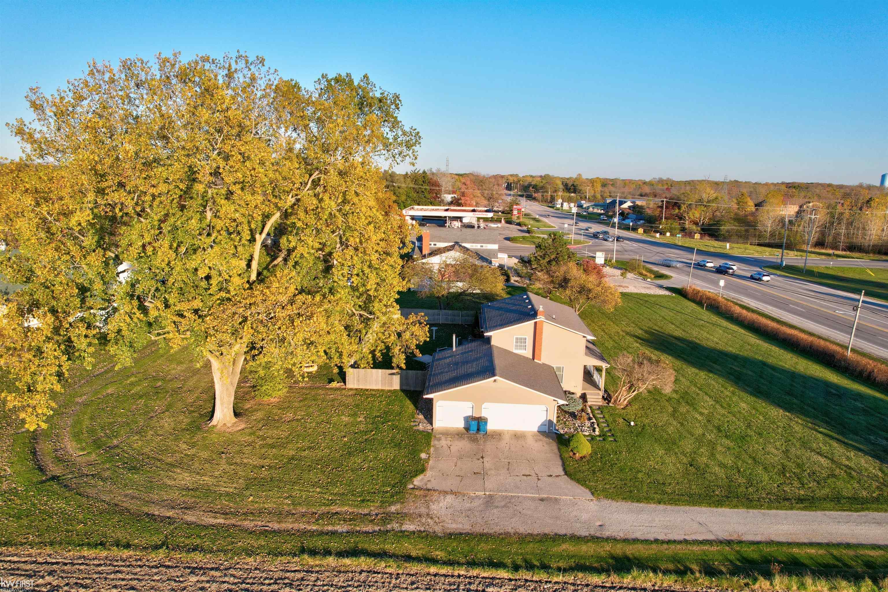 7042 Corunna Road Flint, MI 48532 - Photo 54 of 71 50193056-54ea0264-09ec-4b85-b202-dc74a2100d03.JPG