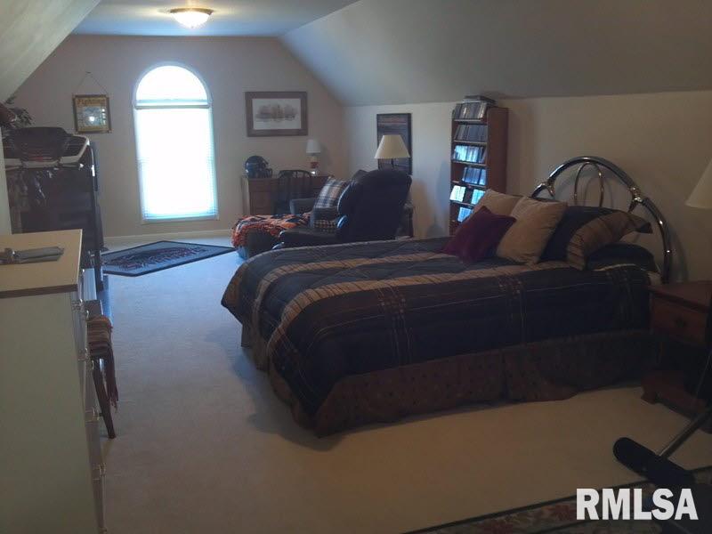 955 South Tower Road Carbondale, IL 62901 - Photo 11 of 17 Gallery Image 11