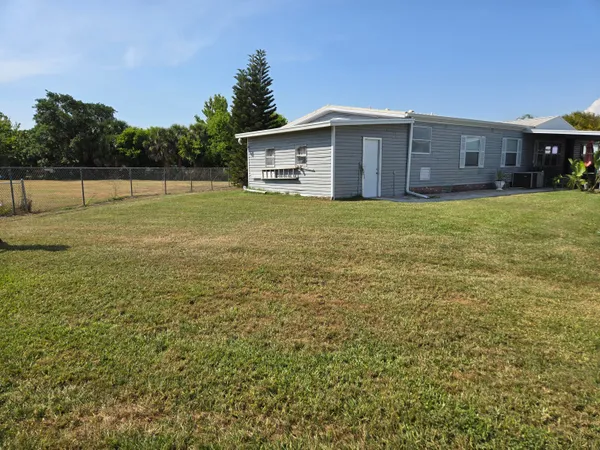 $199,000 | 1699 Southwest 35th Circle, Okeechobee, FL 34974
