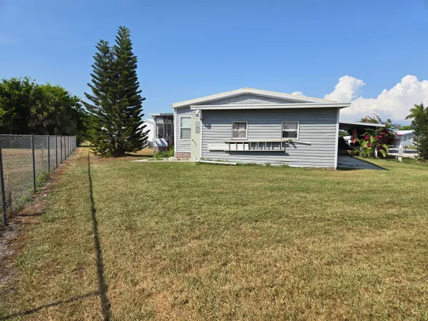 $199,000 | 1699 Southwest 35th Circle, Okeechobee, FL 34974