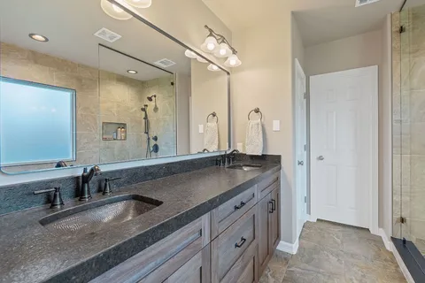 $3,000 | 2634 Plantation Drive, Round Rock, TX 78681