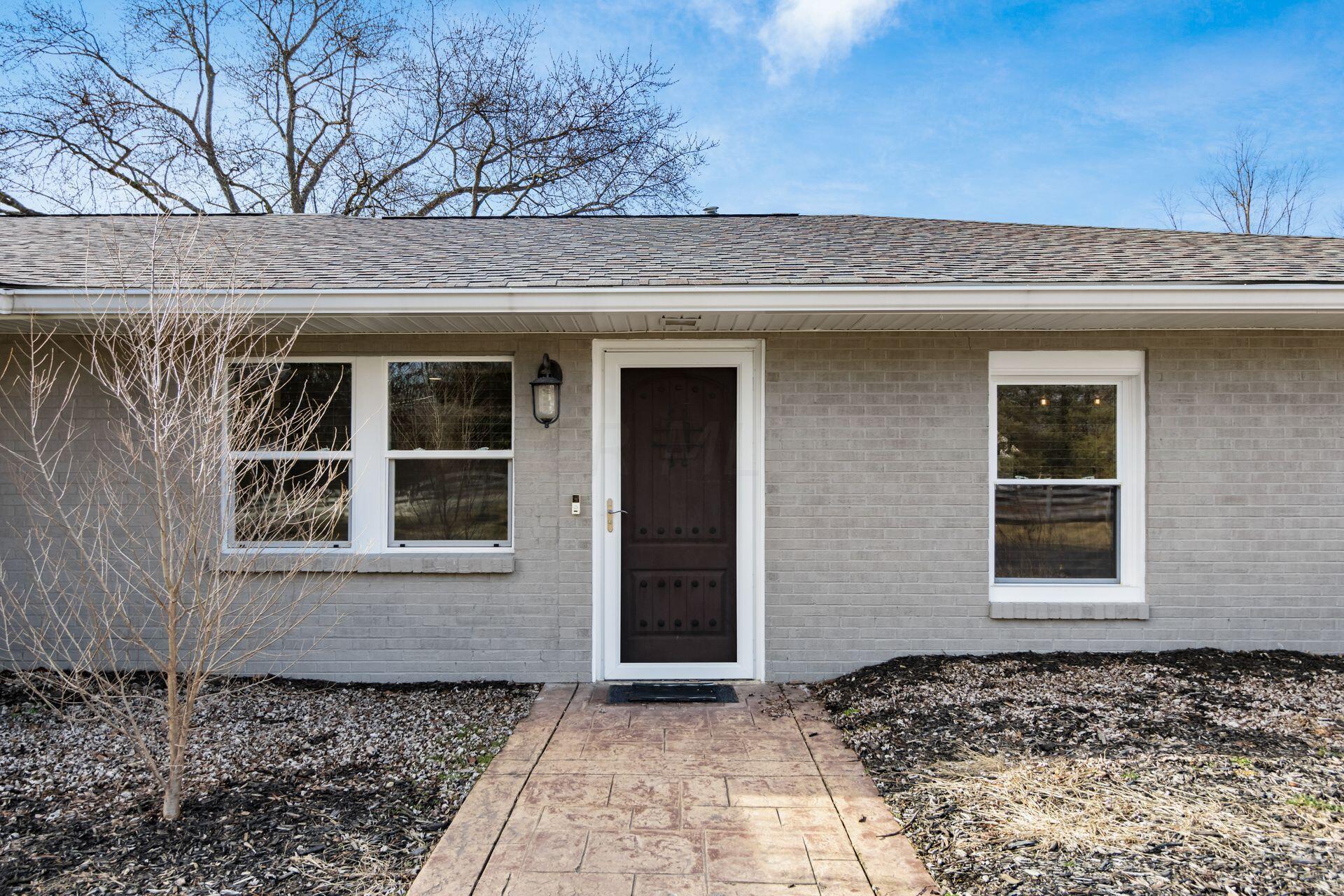 7819 Harlem Road Westerville, OH 43081 - Photo 6 of 89 005_659d14d932_E Harlem-171-2