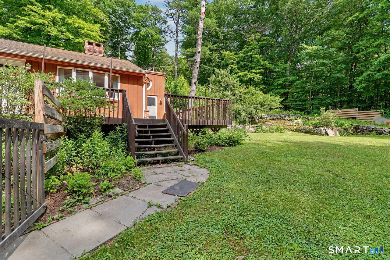 52 Stanley Road Monroe, CT 06468 - Photo 2 of 38