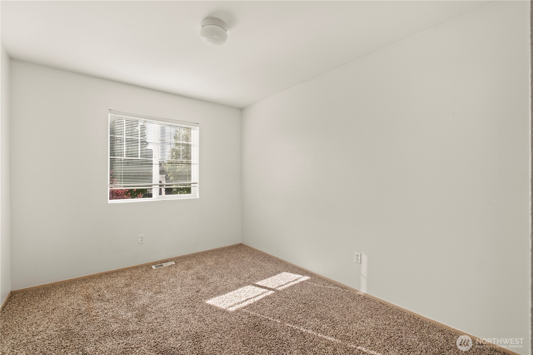 3159 Walker Road DuPont, WA 98327 - Photo 20 of 39 Gallery Image 20