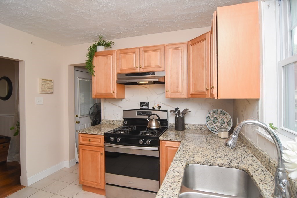 56 Manning Road Lynn, MA 01902 - Photo 13 of 33 Gallery Image 13