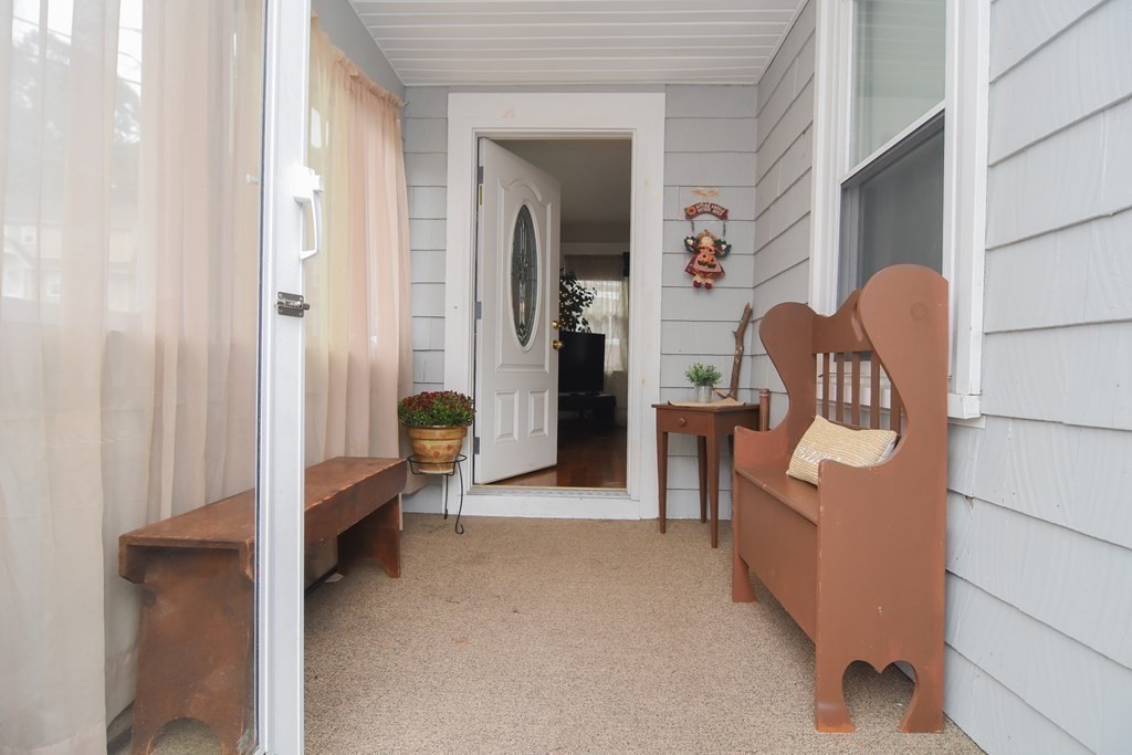 56 Manning Road Lynn, MA 01902 - Photo 3 of 33 Gallery Image 3