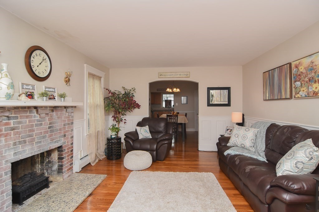 56 Manning Road Lynn, MA 01902 - Photo 5 of 33 Gallery Image 5