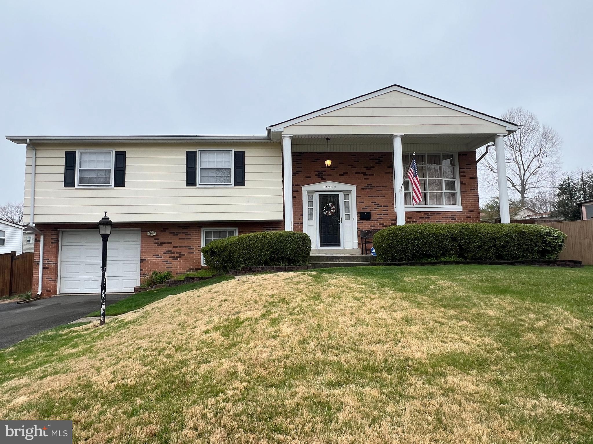 13702 Gilbert Road Woodbridge, VA 22193 - Photo 3 of 26 Gallery Image 3