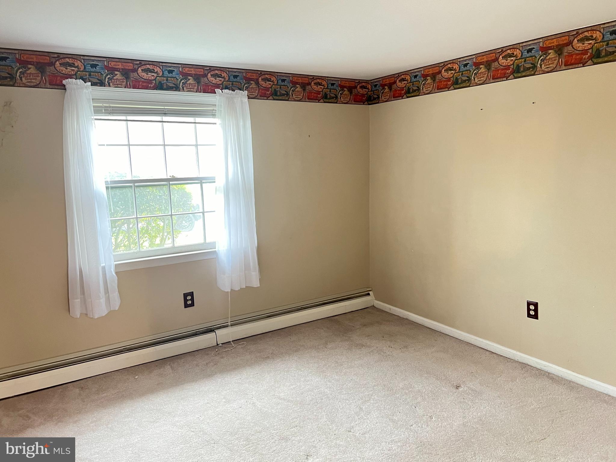 13702 Gilbert Road Woodbridge, VA 22193 - Photo 7 of 26 Gallery Image 7