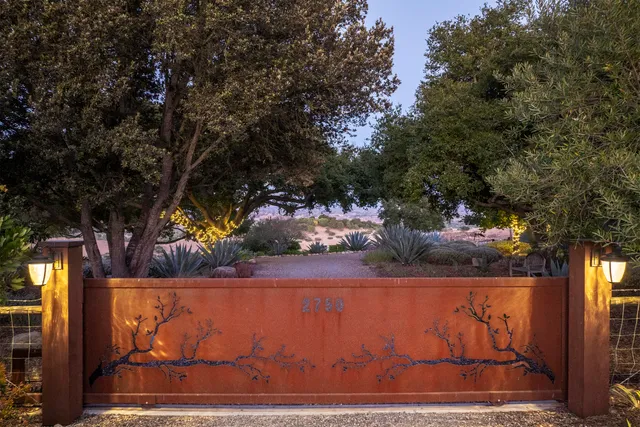 $3,895,000 | 2750 Latigo Drive, Solvang, CA 93463