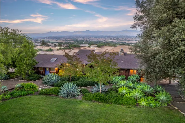 $3,895,000 | 2750 Latigo Drive, Solvang, CA 93463