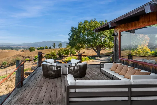 $3,895,000 | 2750 Latigo Drive, Solvang, CA 93463