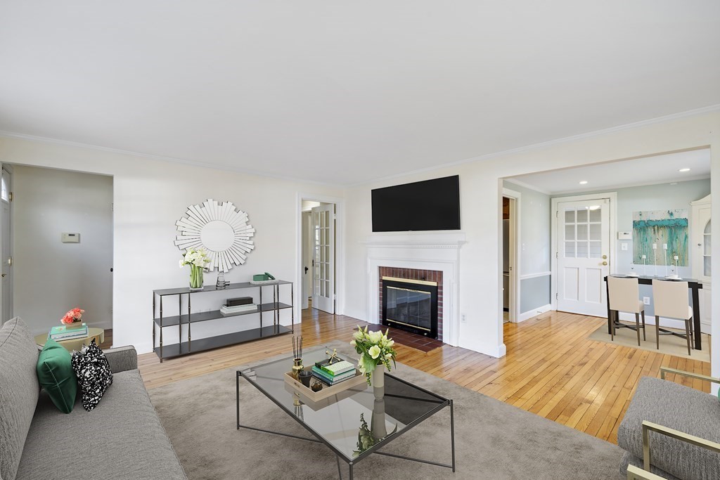 547 Webster Street Needham, MA 02494 - Photo 7 of 35