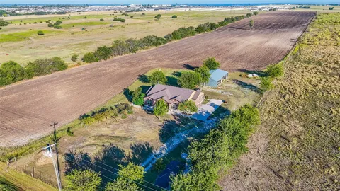 $2,300,000 | 1501 Farm To Market Road 487, Jarrell, TX 76537