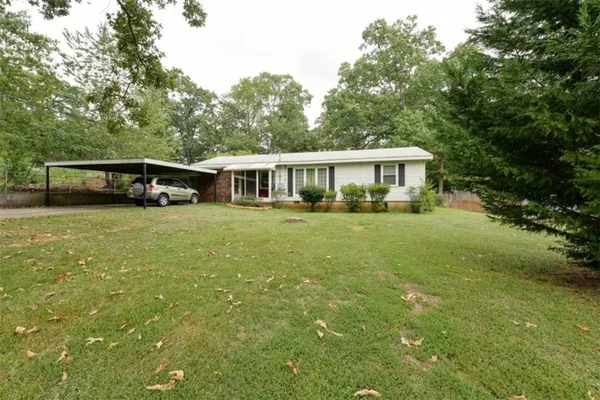 $1,800 | 2745 Old Concord Road Southeast, Smyrna, GA 30082
