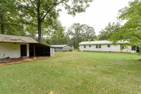 $1,800 | 2745 Old Concord Road Southeast, Smyrna, GA 30082