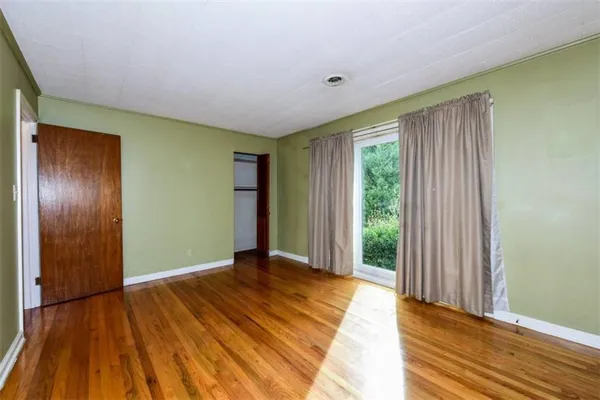 $1,800 | 2745 Old Concord Road Southeast, Smyrna, GA 30082